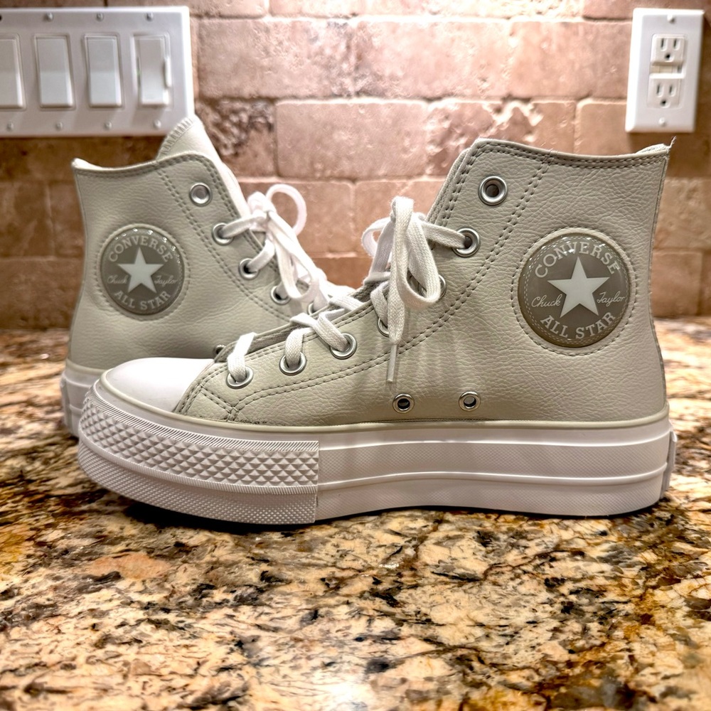 Limited Edition Converse All Star Lift
